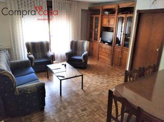 Location Appartement  Paseo conde sepulveda. Alquiler piso completo para estudiantes o trabajadores