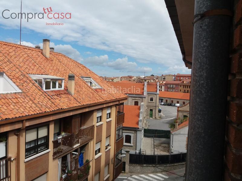 Foto 4effcf9d-9e93-42b8-9102-335f9913b2c1. Alquiler piso alquiler..muy luminoso..a 20 metros de la uva..reformado en Segovia