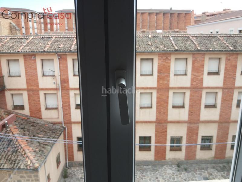 Foto 87df6bc4-bfab-4404-8ccc-93021833736f. Alquiler piso alquiler..muy luminoso..a 20 metros de la uva..reformado en Segovia