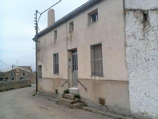 Masia a Sepúlveda. Venta..casa de pueblo..consuegra