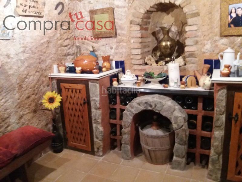 Foto 947e3919-d5ec-4188-9ca5-79bef62eefd1. Masia amb calefacció a Carbonero el Mayor