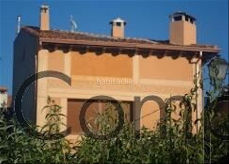 Foto 9f9a3b7f-8d80-42ef-8eda-1e7cfe0b082c. Lloguer àtic amb calefacció a Escobar de Polendos