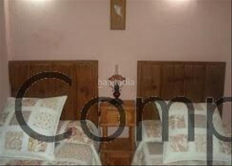 Foto d42b9cb5-1f86-4f56-a2e4-e04433dd88a1. Lloguer àtic amb calefacció a Escobar de Polendos