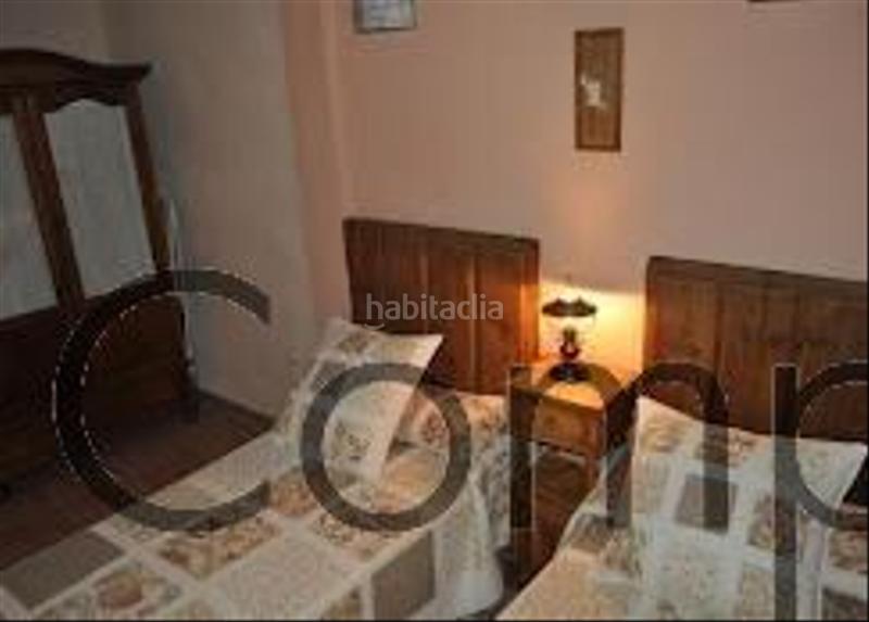 Foto d63b93d2-9153-440d-8201-858030d11e19. Lloguer àtic amb calefacció a Escobar de Polendos