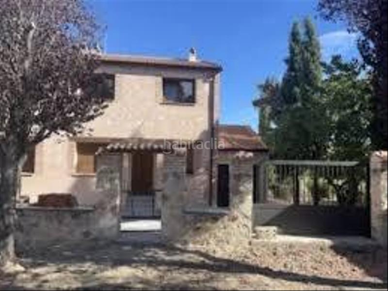 Foto efcfa778-2855-4614-8875-20ebb58f5854. Lloguer àtic amb calefacció a Escobar de Polendos