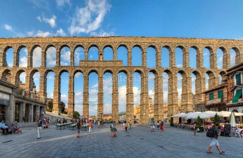 Foto 56b2d687-1052-4c9e-bc39-951a1c5a77fe. Affitto posto auto in Centro Segovia