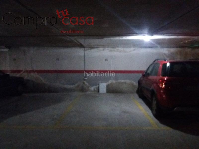 Foto bf7bda89-1cfc-4b42-aa4c-ee02554d9d1c. Alquiler parking coche alquiler..plaza de garaje..avenida del acueducto. en Segovia