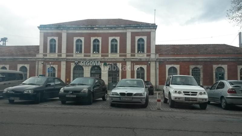 Foto 0528c7b6-eaff-40d3-96c1-551a78786e56. Aparcament cotxe a El Cerro - Ctra. De San Rafael Segovia