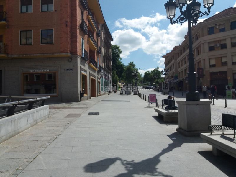Foto 1050bd8f-f11e-4da0-b69f-cc21bdd74a0f. Local comercial a Centro Segovia