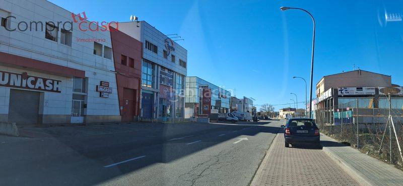 Foto bfceebf2-5d75-4bd8-b202-81e88ab2d68d. Affitto capannone industriale con riscaldamento in Segovia