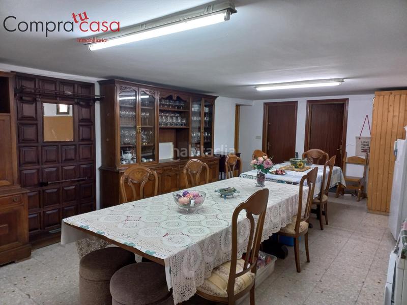 Foto 1085fed9-9e15-4516-ba7f-59cb8b4baeeb. Chalet with heating parking pool in Torrecaballeros