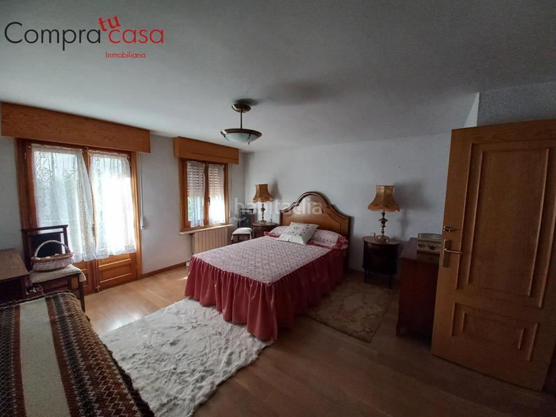 Foto 2c60bc08-22dc-415c-b690-5482de8058c5. Chalet with heating parking pool in Torrecaballeros