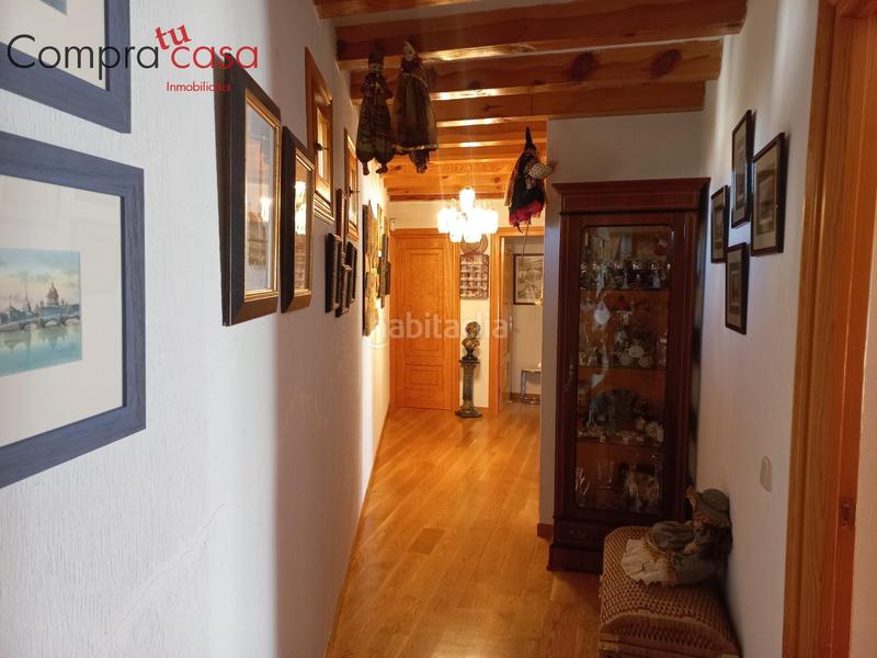 Foto 77f02bbf-68dc-49a6-bdc7-69eb4dcf3253. Chalet with heating parking pool in Torrecaballeros