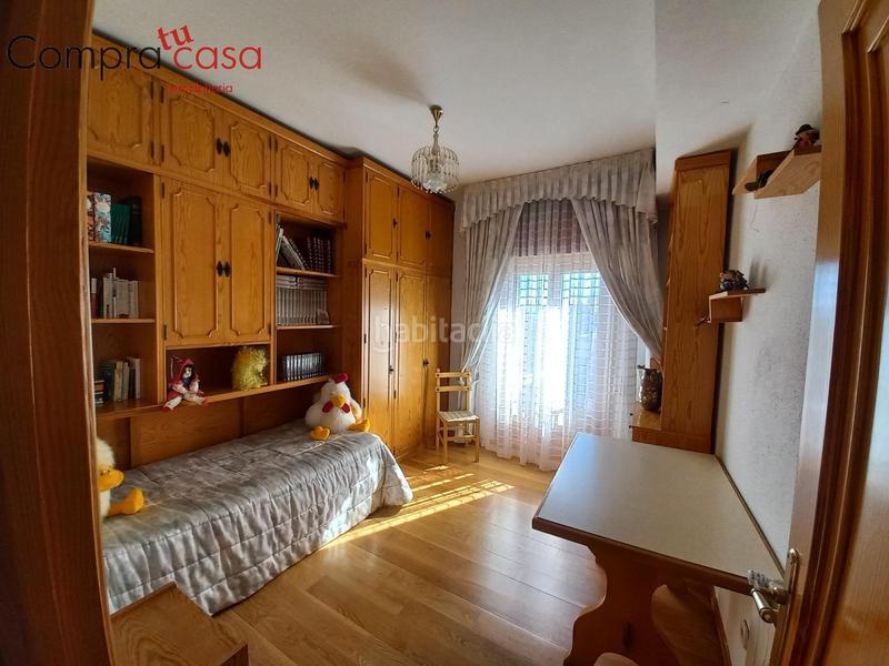 Foto b43abd10-5685-4ebc-89e6-c0918a863427. Chalet with heating parking pool in Torrecaballeros