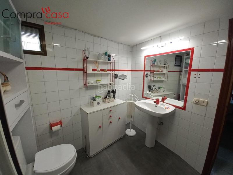 Foto d19a722c-c840-4721-9758-003b71778970. Chalet with heating parking pool in Torrecaballeros