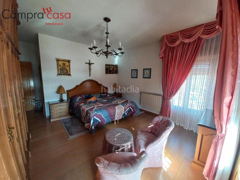 Foto eb548df1-5edf-4262-92dc-3a987df09af6. Chalet with heating parking pool in Torrecaballeros