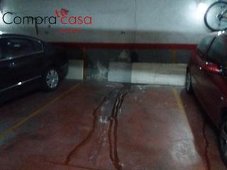 Car parking in Calle villalpando 4