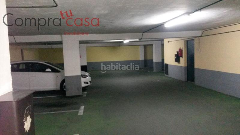 Foto 133a6863-2c69-48e4-b663-019a0630a878. Location parking voiture dans Centro Segovia