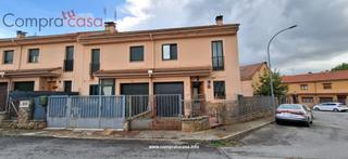 Maison jumelée à Trescasas. Venta..pareado..trescasas..segovia