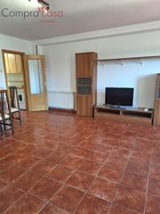 Rent Semi detached house in Trescasas. Chalet en alquiler con entorno natural