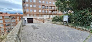 Car parking in Calle del Poleo 5