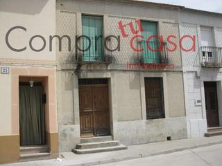 Bauernhof  Calle de franco. Venta casa con patio en navas de oro..segovia