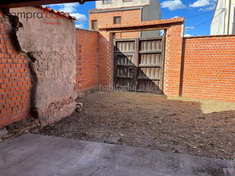 Foto 143f920e-b12c-4816-a48b-cd68f45f5fb4. Masia a Navas de Oro