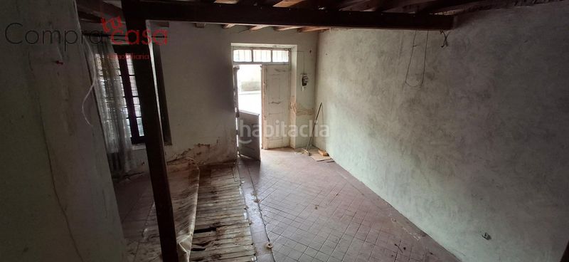 Foto c2b1a566-cb36-4030-8780-171cbd75e6e7. Masia a Navas de Oro
