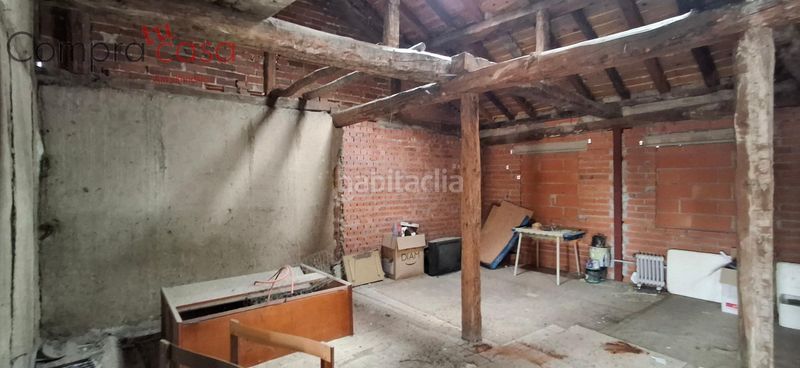 Foto f89dc69e-11d0-4107-a800-44c2c5cf33d9. Masia a Navas de Oro