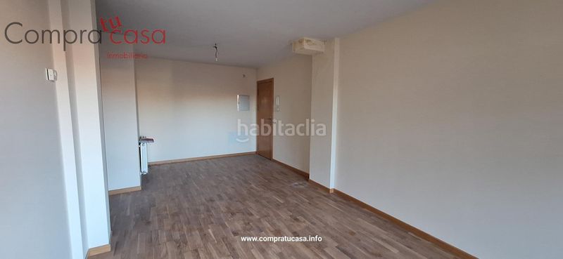 Foto f8b6e5aa-e129-49a1-ba6c-78556b3bba58. Apartament amb aparcament piscina a Área Rural Segovia