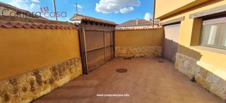 Casa aparellada  Calle cuatro de junio. Magnífica vivienda adosada en varverde del majano