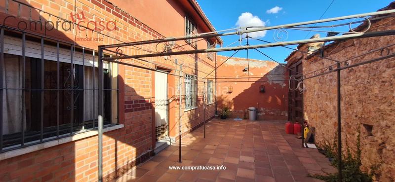 Foto b552cf2f-e1bb-4c01-bd8b-dea274de3e1b. Masia amb calefacció aparcament piscina a Añe