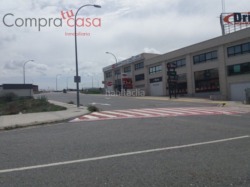 Foto 1ab253cc-1af1-4ba0-9628-b79b54dc14ec. Solar industrial a calle apiladores 11 a El Cerro - Ctra. De San Rafael Segovia