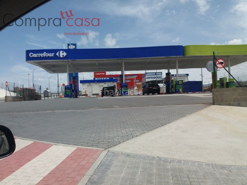 Foto d1d7de75-1592-40fd-997d-99e5dee4532e. Solar industrial a calle apiladores 11 a El Cerro - Ctra. De San Rafael Segovia