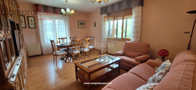 Foto d0b3a549-b02e-4d99-a50f-6d8567486f00. Casa amb calefacció aparcament a San Lorenzo - San Marcos Segovia
