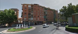Lloguer Oficina a Ezequiel González - Conde de Sepúlveda. Oficina en alquiler. multiples actividades.baños y cocina.