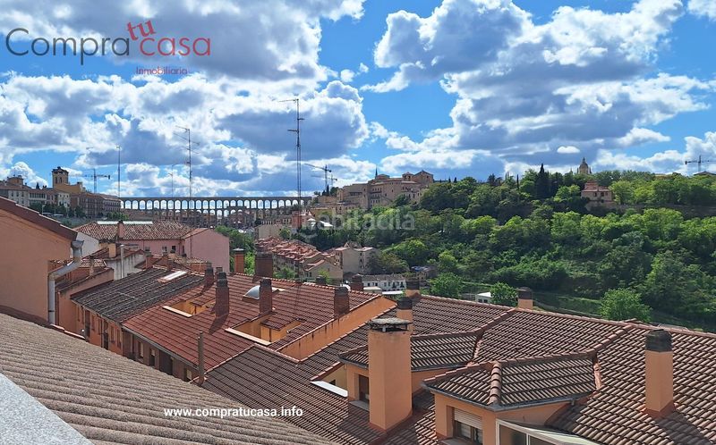 Foto aa43bc47-b8f2-4f42-9af4-6d3753b7bc71. Àtic amb calefacció aparcament a Via Romana Segovia