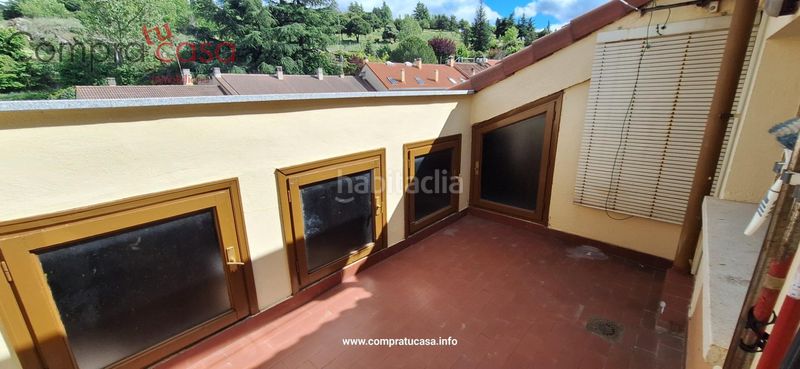 Foto e9e88fa1-f240-40a2-920c-dd4511a6c054. Àtic amb calefacció aparcament a Via Romana Segovia