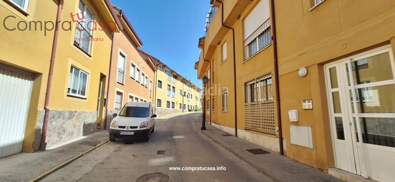 Foto 1967fc81-e089-4278-967e-46aff096b902. Planta baixa amb calefacció aparcament a Espirdo