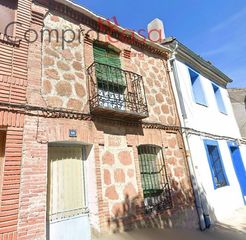 Mas�a  Calle arenal. Venta..casa de pueblo..fuentepelayo