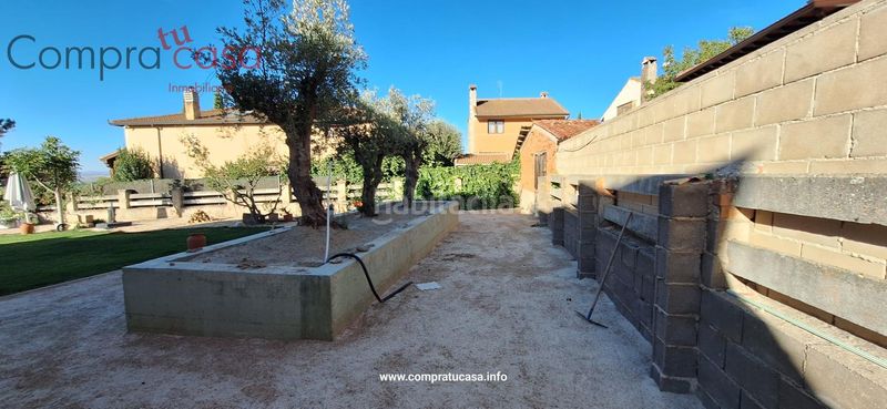 Foto a1f8fc79-6a6c-4c1a-a82f-0ea3ff10797d. Xalet amb calefacció aparcament a Lastrilla (La)