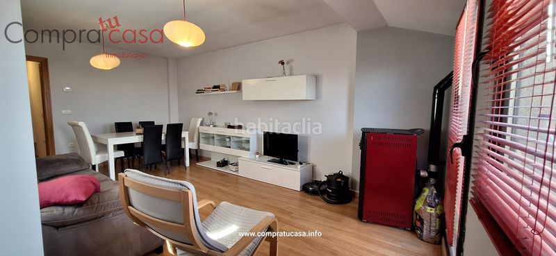 Foto 7cd33b04-e185-43ad-b915-a1174778d644. Rent flat with heating parking in Espirdo