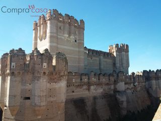 Gebäude in Coca. Venta de edificio en coca,segovia