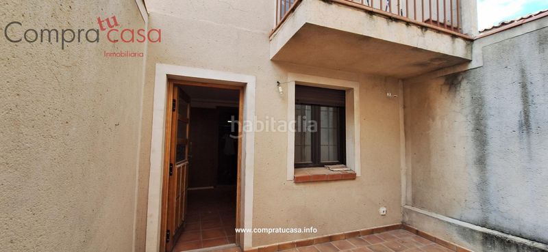 Foto 2300530f-1940-4a77-8dc2-0ef53c2072f2. Alquiler casa pareada alquiler pareado con patio en zamarramala en Segovia
