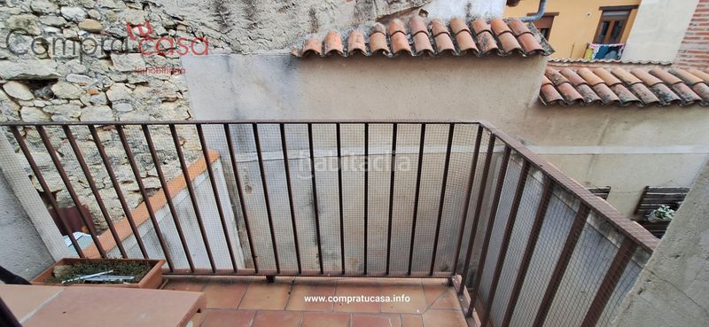 Foto 4ad0241a-cdea-4210-97dc-4366d673c287. Alquiler casa pareada alquiler pareado con patio en zamarramala en Segovia