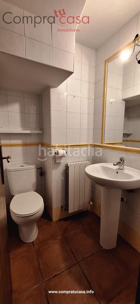Foto b3a31643-5ab3-40f1-ab45-31666a706f19. Alquiler casa pareada alquiler pareado con patio en zamarramala en Segovia