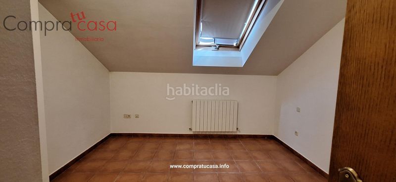 Foto bb13d818-e1a7-4921-899e-bf2ae1089563. Alquiler casa pareada alquiler pareado con patio en zamarramala en Segovia