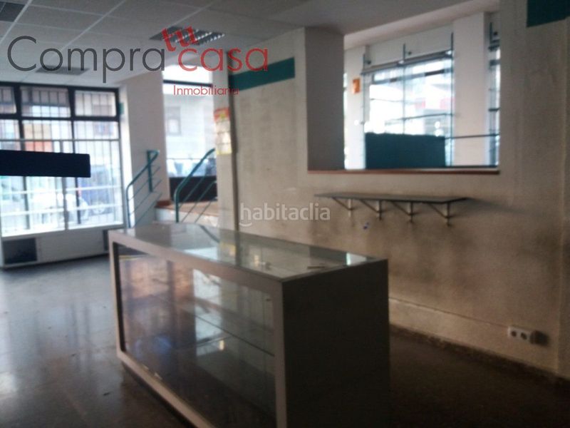 Foto 19acdc7a-5429-40b4-8e4f-a68fe5eb2fdf. Local comercial a Centro Segovia