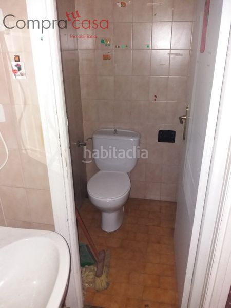 Foto b47117d2-6dea-4c89-a9c5-f8a9a6b40583. Local comercial a Centro Segovia