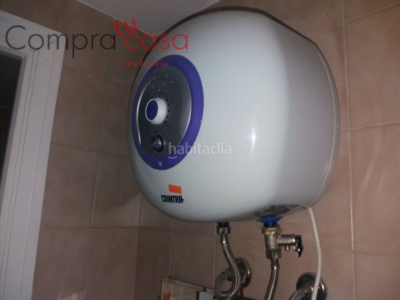 Foto feeda645-bd9b-4b49-8cbd-1a05ca040c3a. Local comercial a Centro Segovia